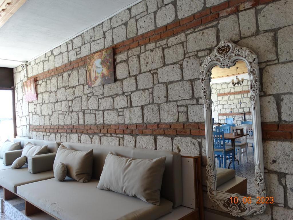 Surya Butik Hotel Alaçatı Buitenkant foto